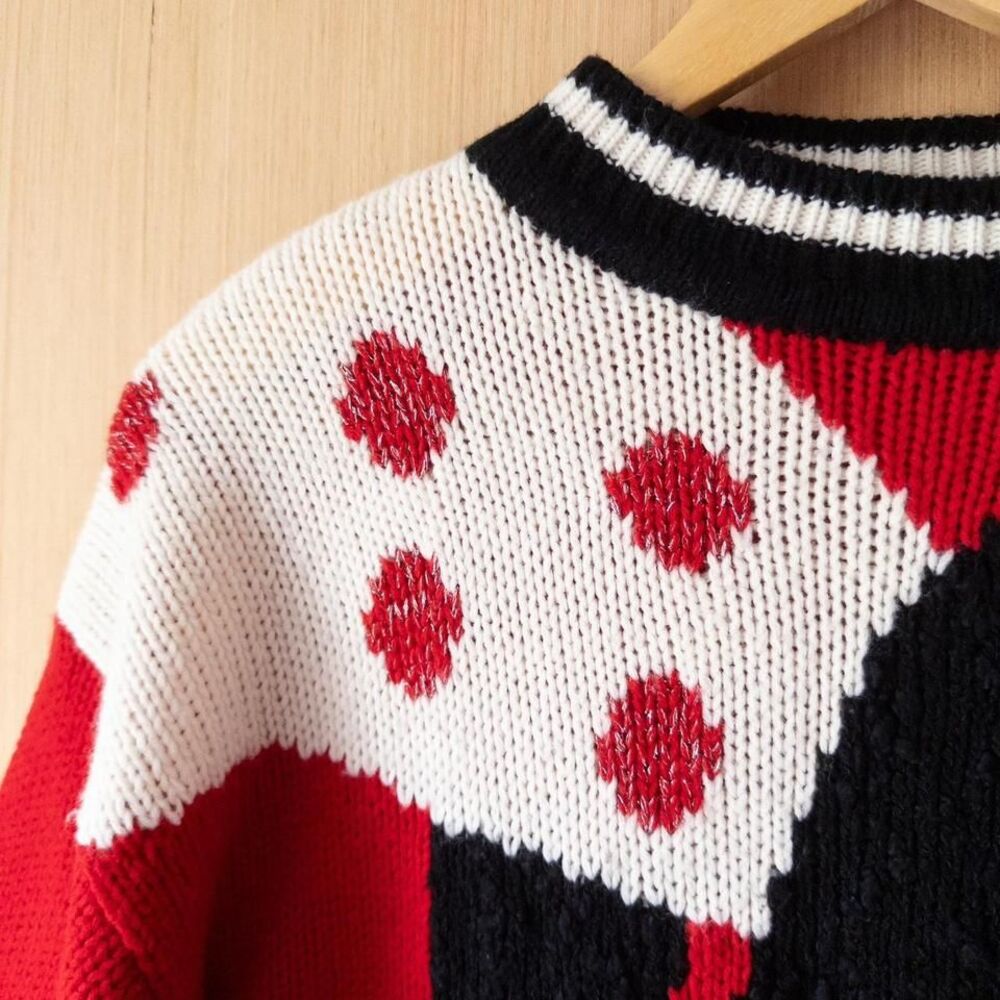 Vtg red sweater with geometric designs - Picture 3 of 5